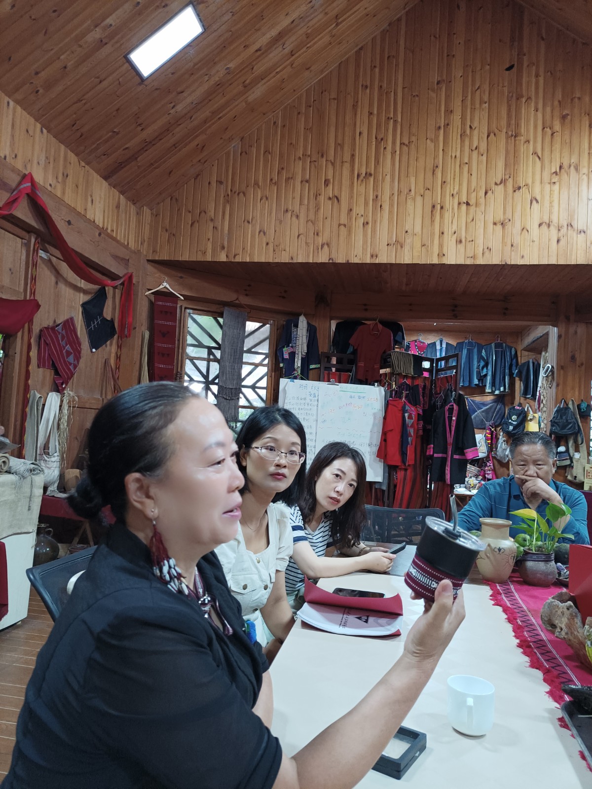 我校承担的台盟云南省委委托课题顺利结题 第 2 张 我校承担的台盟云南省委委托课题顺利结题 第 2 张