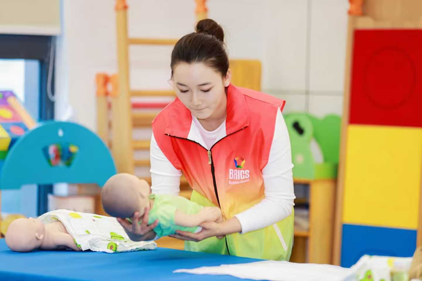 云经管护理学子在全国婴儿回应性照护技能大赛中喜获多项殊荣 第 3 张 云经管护理学子在全国婴儿回应性照护技能大赛中喜获多项殊荣 第 3 张