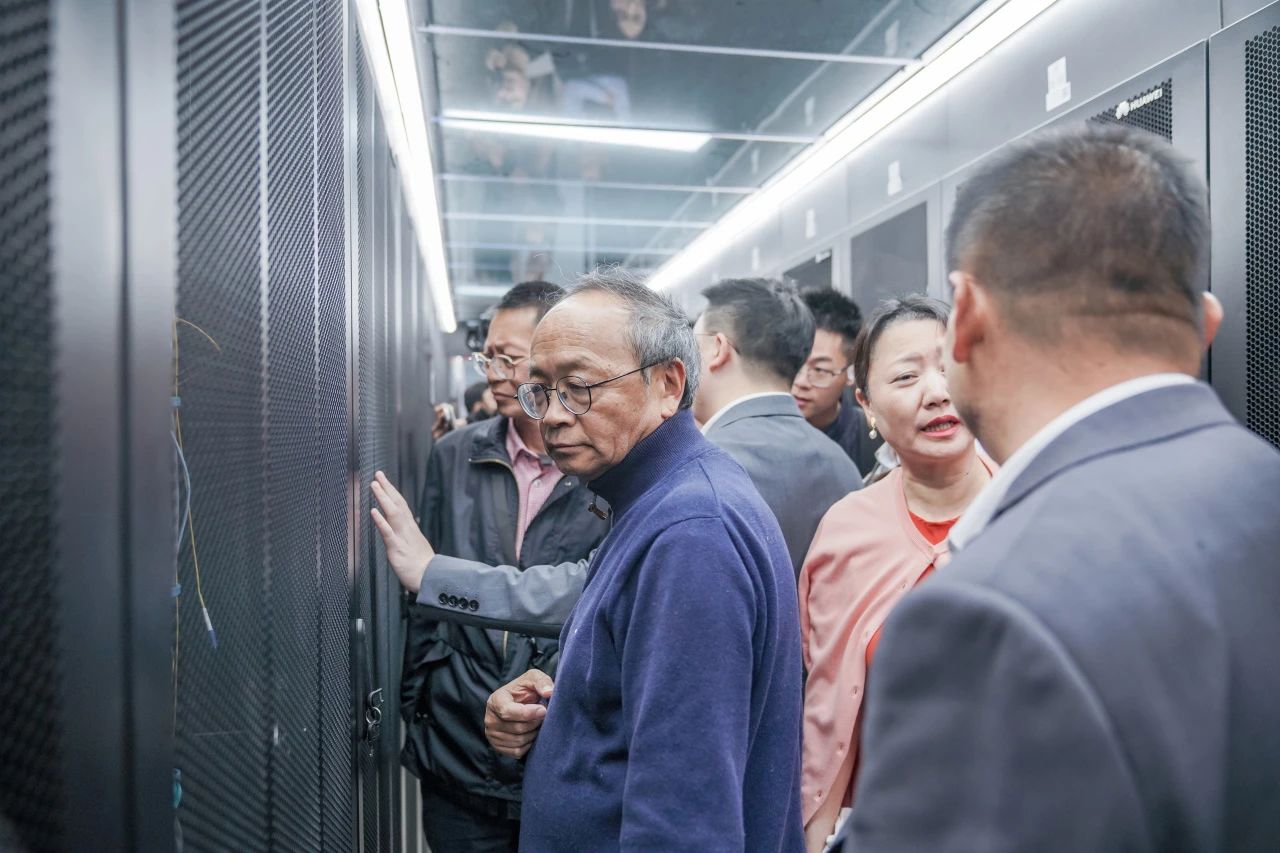 聚焦！全国高校数字化研讨会在云经管召开 第 12 张