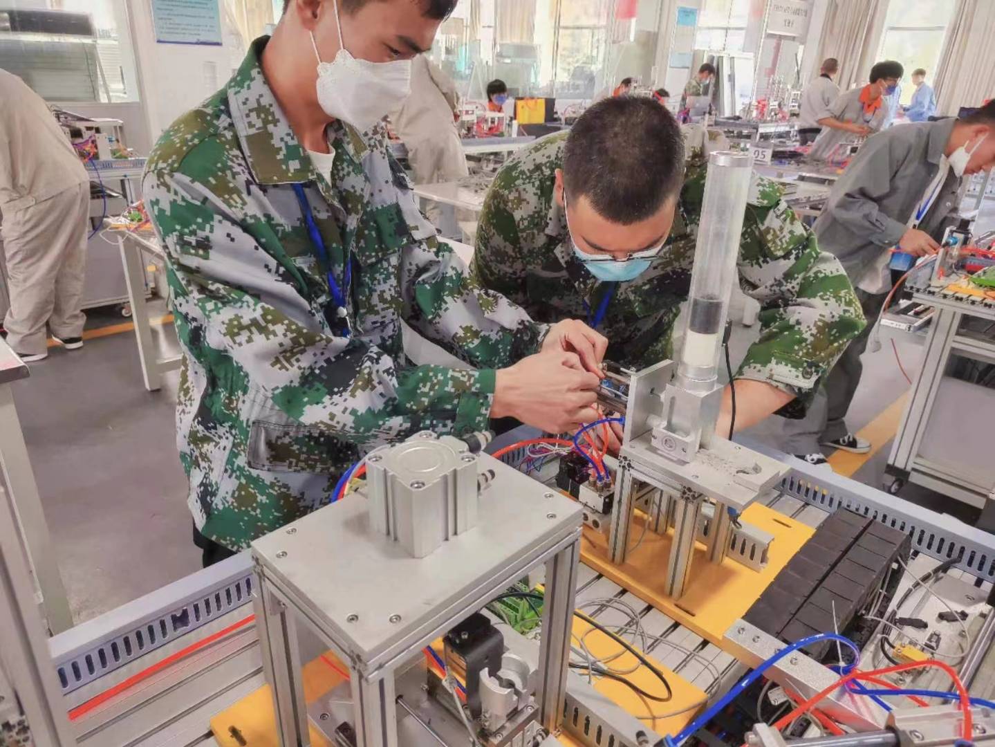 图一(2).jpg 图一(2).jpg