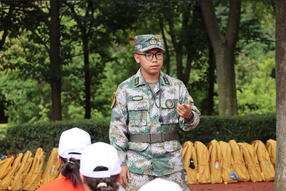 训之以严，砺之以行——云经管医学院军训纪实 第 9 张