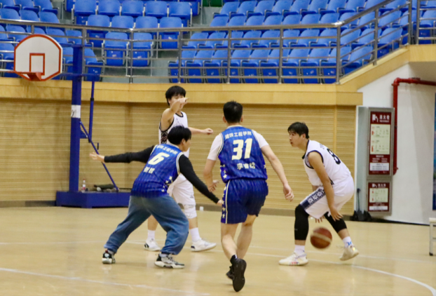 蓄力而发，挺进总决赛终章！医学院勇闯校篮球赛总决赛 第 8 张